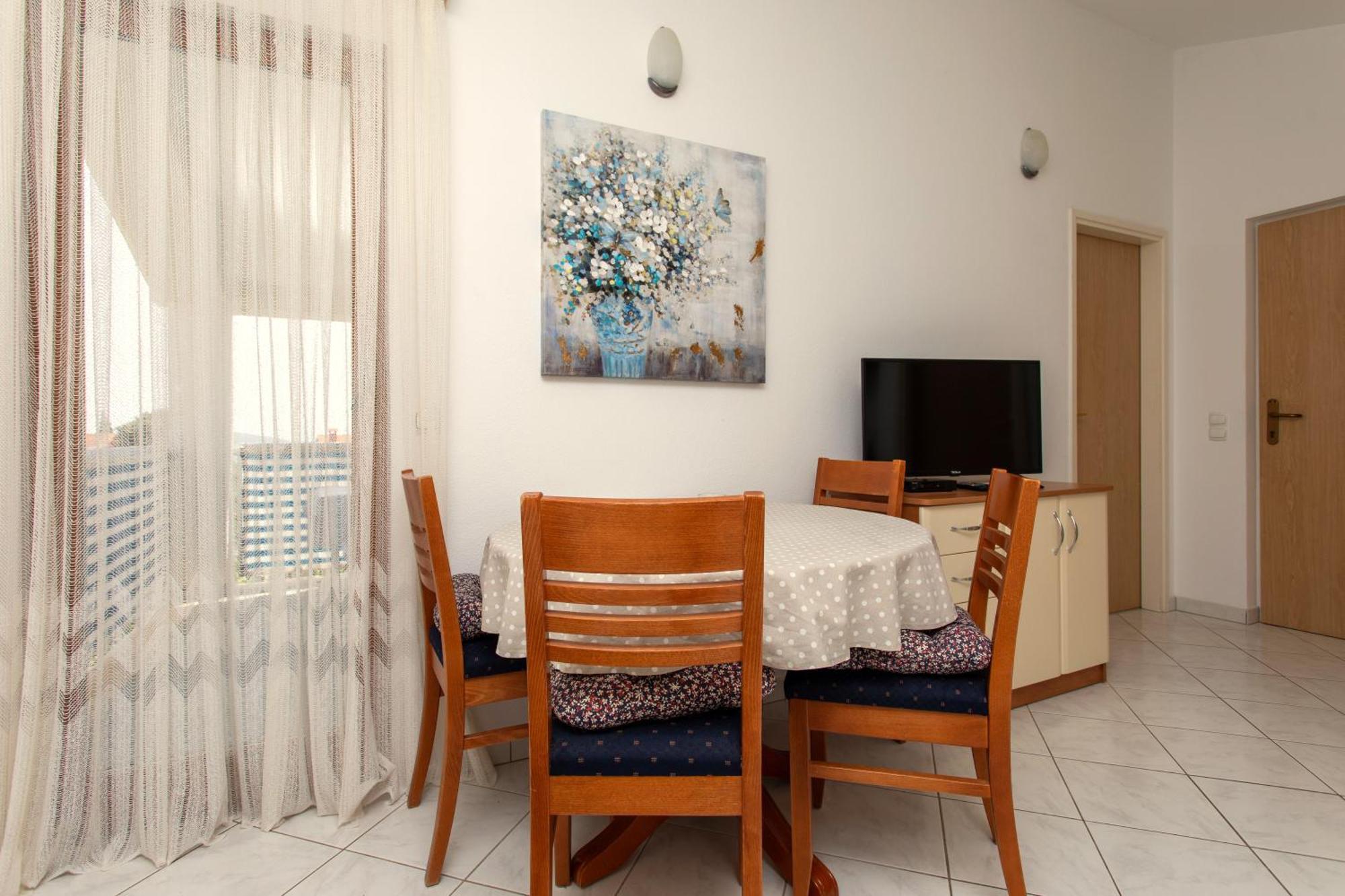 Holiday House Nena With Pool Vinisce ภายนอก รูปภาพ